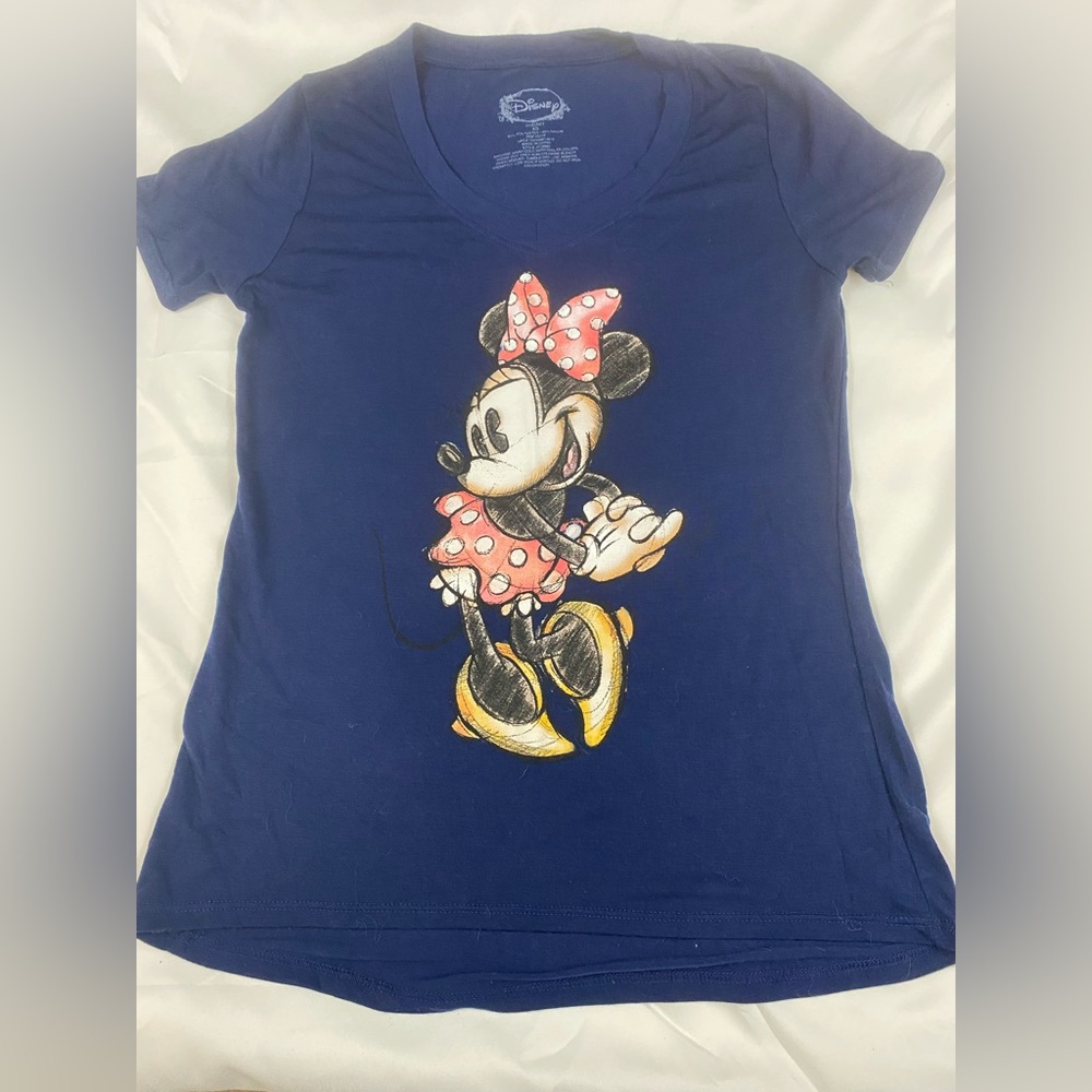 Minnie Mouse T-Shirt.